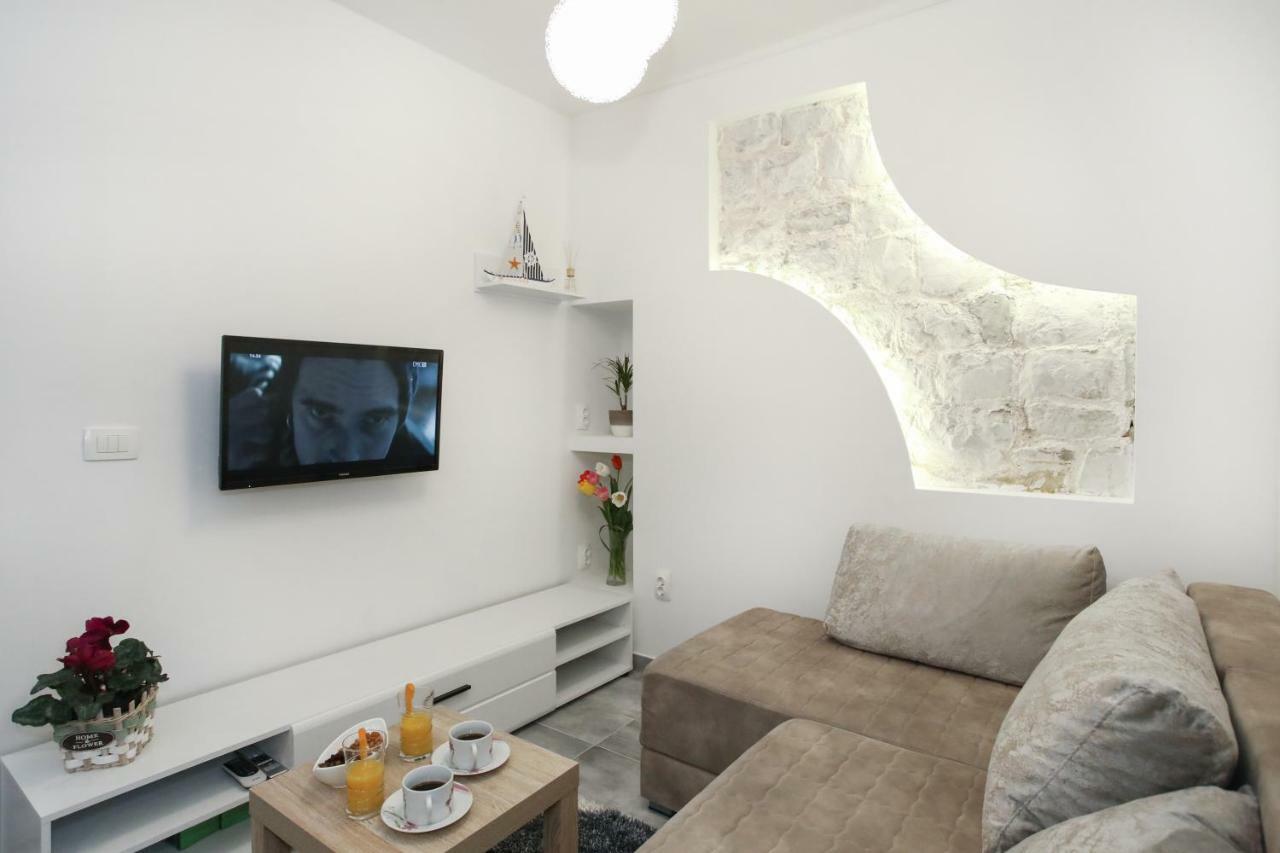 Apartment Luigi สปลิท ภายนอก รูปภาพ